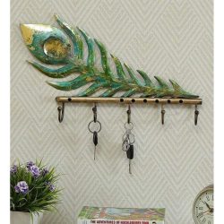 Feather Hook Wall Decor 1