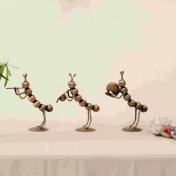 Musical Ants Table Stand Showpiece 1