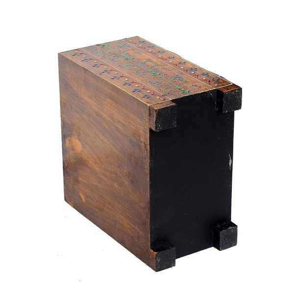 Traditionally Designed 4 Drawer Box 4