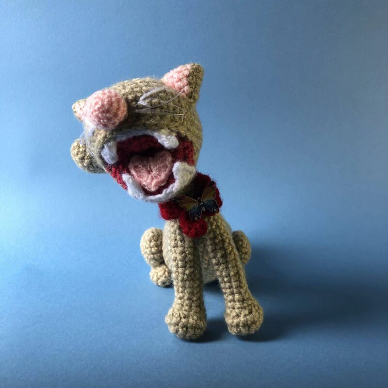 Magical Beings Yawning Midori Cat Crochet Toy Beige 2